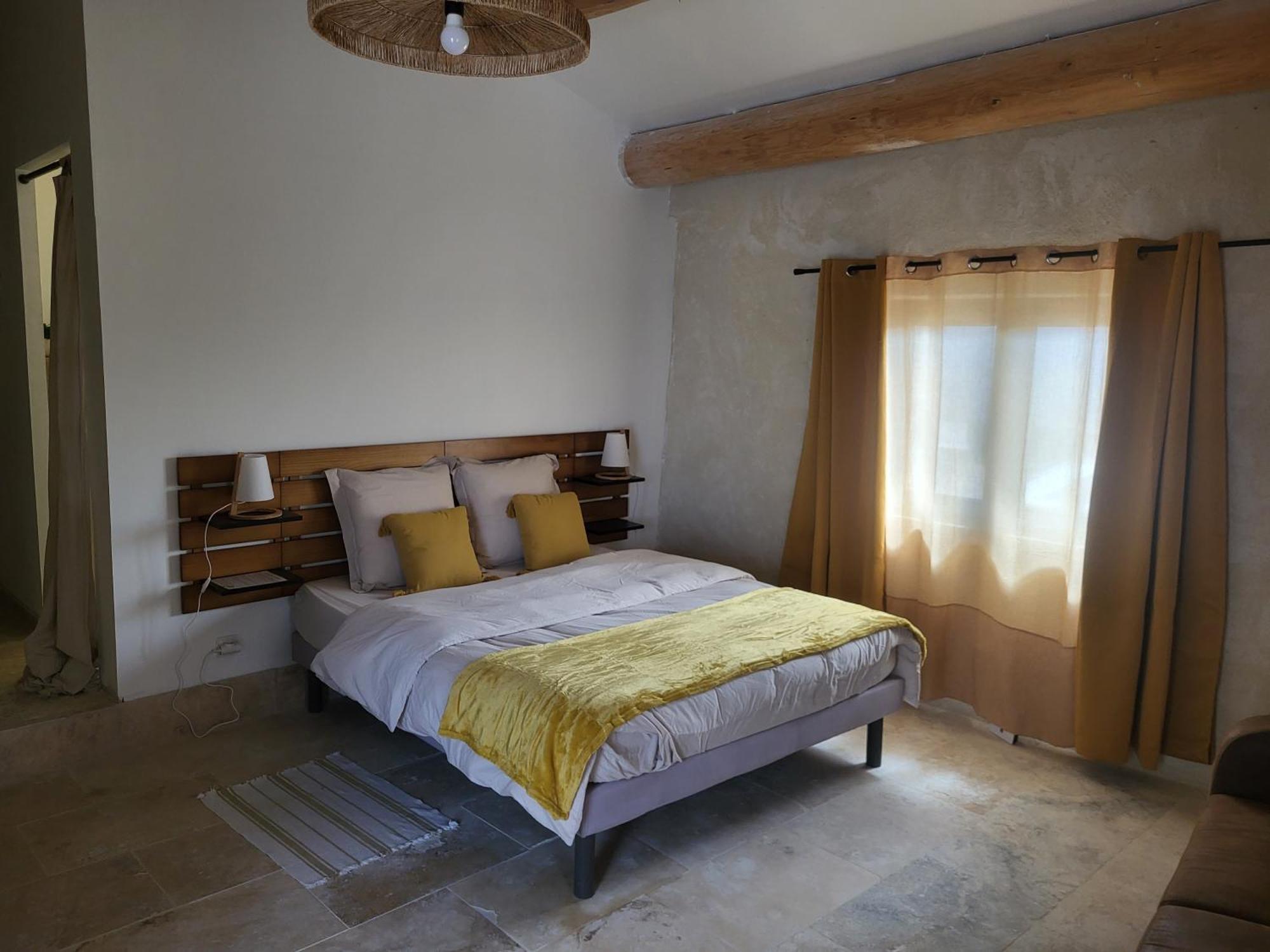 Bastide De La Madeleine Bed & Breakfast Pougnadoresse Oda fotoğraf